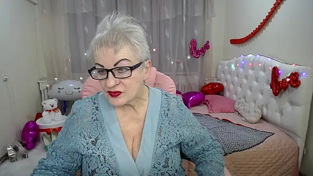 KayleSmoll online show from 03.01.25