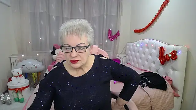 KayleSmoll online show from 03.11.25