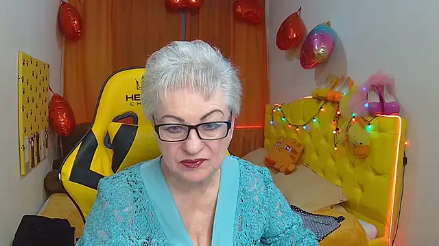 KayleSmoll online show from 03.23.25