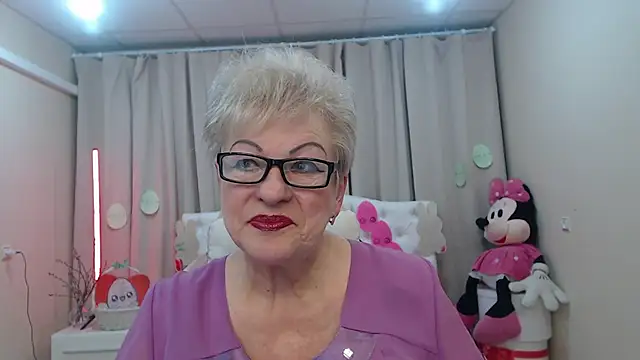 KayleSmoll online show from 04.07.26