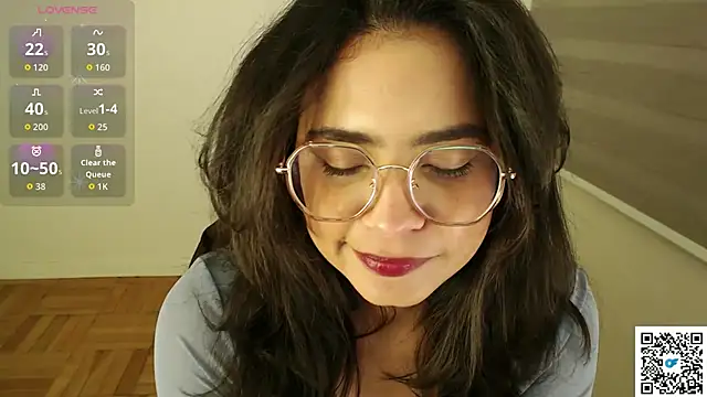 Snapshot of cinnamon_rosa chatting on 09.25.25 cinnamon rosa online show from 09.25.25