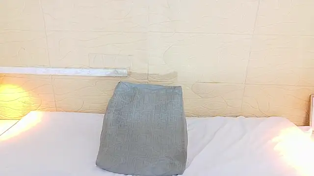 Shamiraa moore online show from 03.15.25