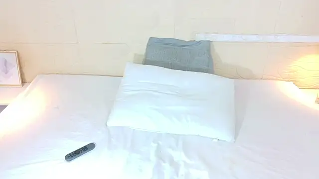 Shamiraa moore online show from 10.01.25