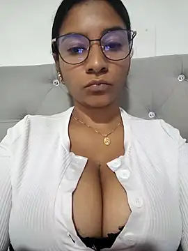 Sofythom1 online show from 03.15.26