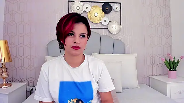 Snapshot of MarianaSanz chatting on 03.15.25 MarianaSanz online show from 03.15.25