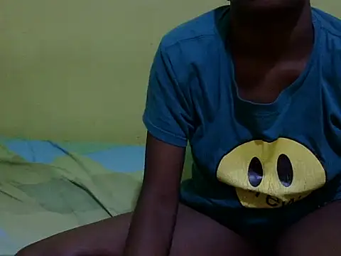 Snapshot of QUEEN-LIZ chatting on 09.12.25 QUEEN-LIZ online show from 09.12.25