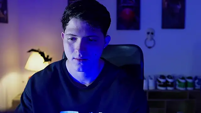 Hazzan Velez online show from 11.04.25