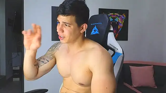 Snapshot of Ethanstill1 chatting on 03.22.25 Ethanstill1 online show from 03.22.25