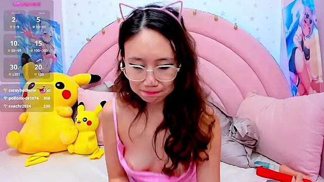 Nao  Chan  online show from 02.05.25