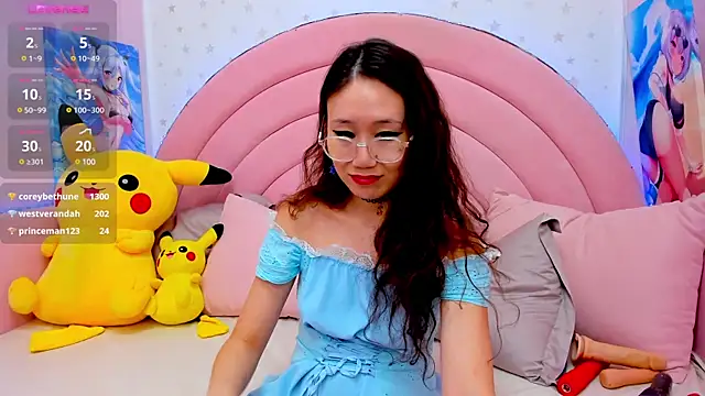 Nao  Chan  online show from 02.14.25