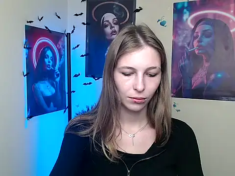 StrangerGi online show from 09.13.25