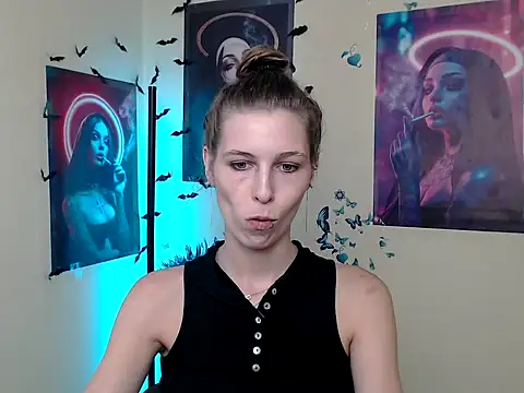 StrangerGi online show from 09.20.25