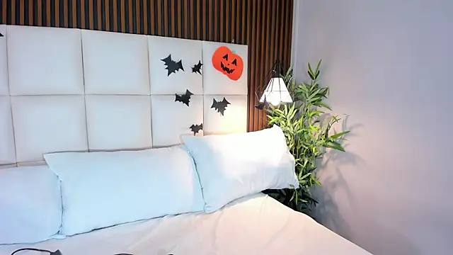 CailynBrowm online show from 10.28.25