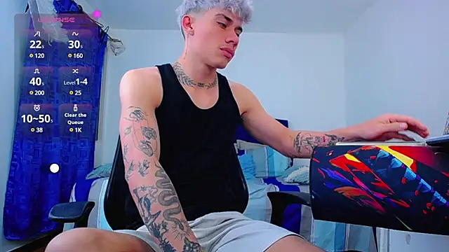 thiagomurphyy online show from 12.04.24