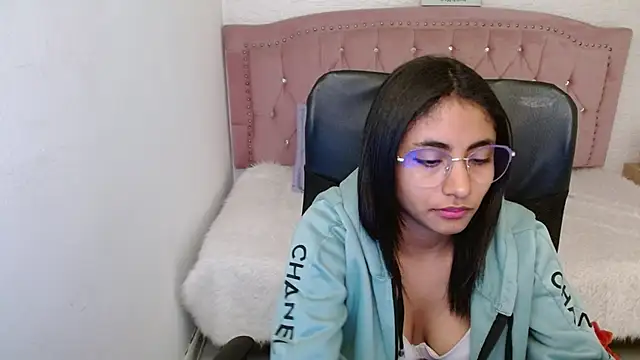 shaneelle online show from 02.06.25