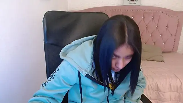 shaneelle online show from 03.21.25