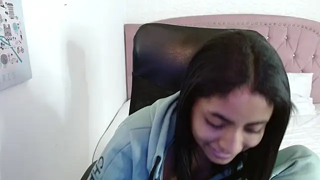 shaneelle online show from 09.23.25