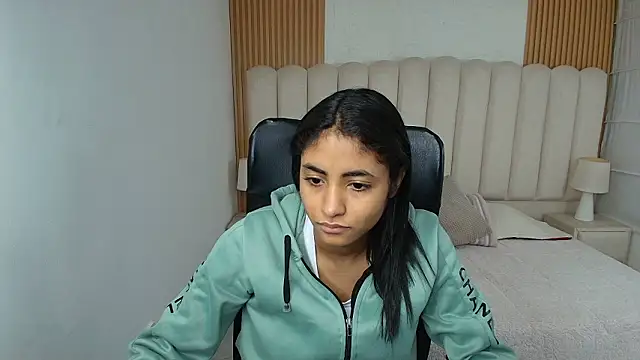 shaneelle online show from 03.12.26