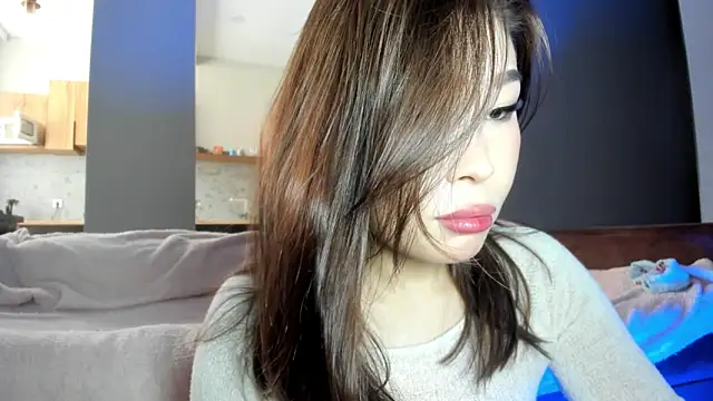 Yukisans online show from 02.28.25