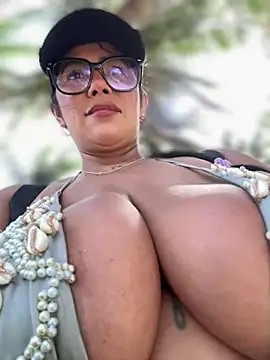 Saorii kiido online show from 02.10.25