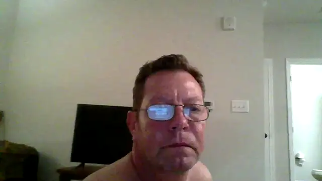 Goldenbear3111 online show from 05.18.26