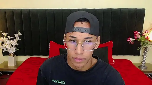 soft attraction online show from 12.06.24