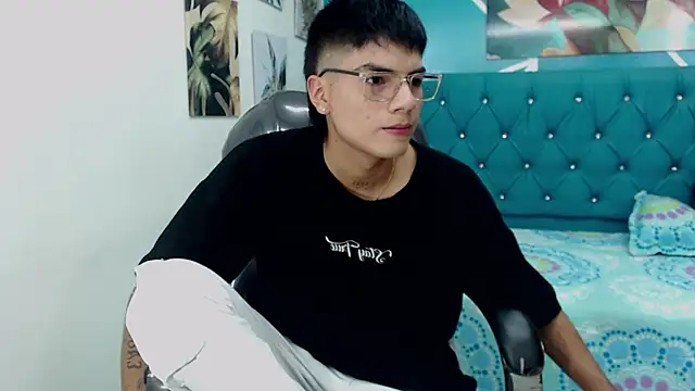 Noha scott online show from 02.01.25