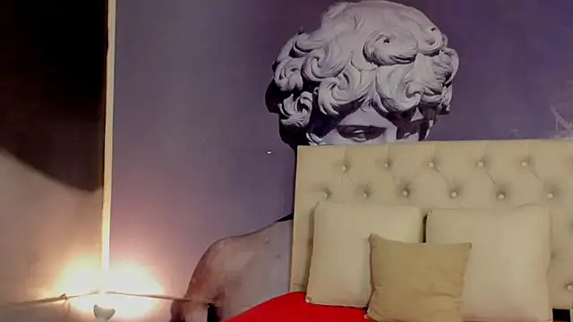 lola red95 online show from 12.13.24