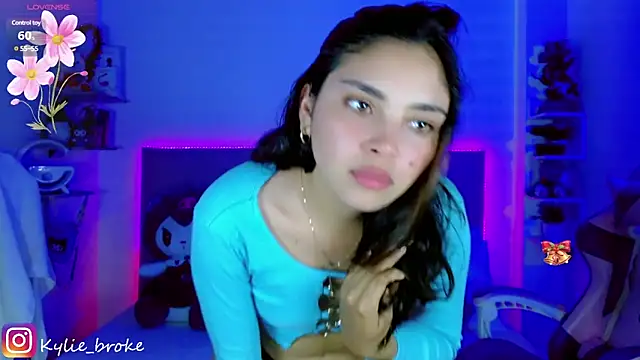 Kylie brokee online show from 01.10.25