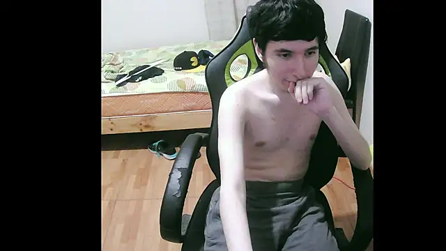 Twink martinboy online show from 02.11.25