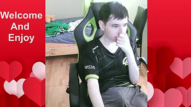 Twink martinboy online show from 03.04.26