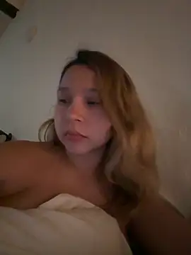 Snapshot of -SofiaCastillo- chatting on 06.21.26 -SofiaCastillo- online show from 06.21.26