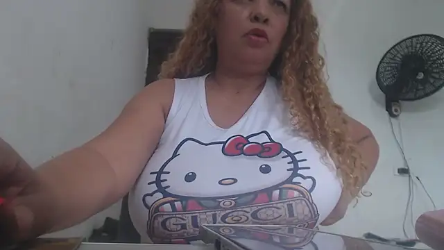 BustyAmanda online show from 05.21.26