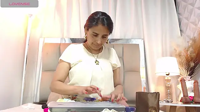Snapshot of _Marcela__ chatting on 01.25.25 Marcela online show from 01.25.25