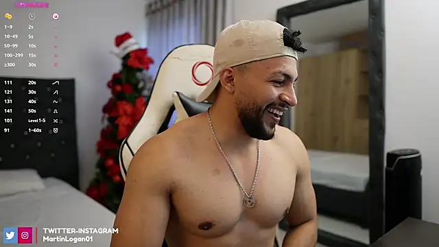 Snapshot of Martin_Logan chatting on 01.05.25 Martin Logan online show from 01.05.25