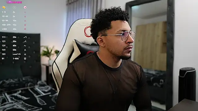 Snapshot of Martin_Logan chatting on 01.28.25 Martin Logan online show from 01.28.25