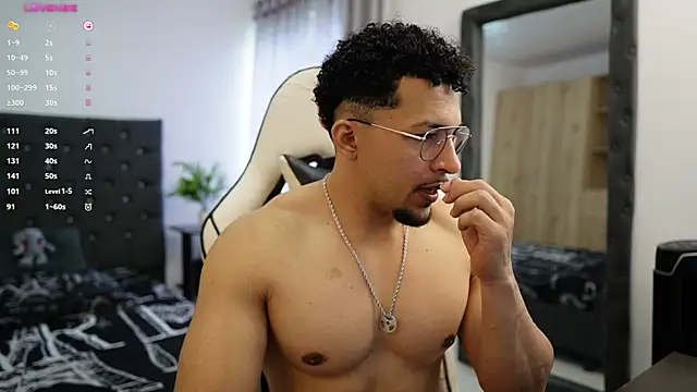 Snapshot of Martin_Logan chatting on 02.04.25 Martin Logan online show from 02.04.25