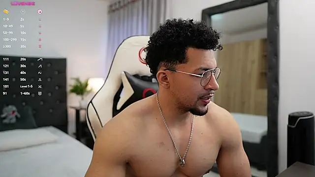 Snapshot of Martin_Logan chatting on 02.09.25 Martin Logan online show from 02.09.25