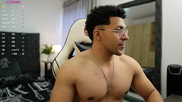 Snapshot of Martin_Logan chatting on 03.10.25 Martin Logan online show from 03.10.25