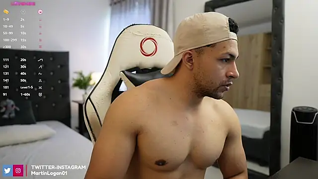 Snapshot of Martin_Logan chatting on 03.16.25 Martin Logan online show from 03.16.25