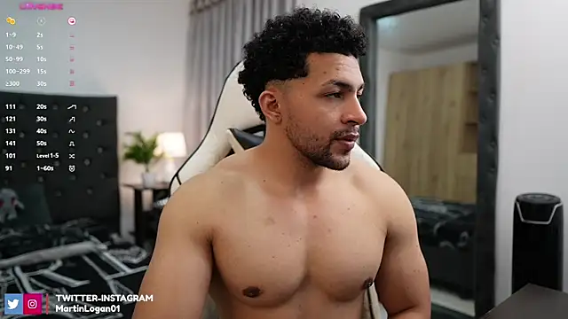 Snapshot of Martin_Logan chatting on 03.23.25 Martin Logan online show from 03.23.25