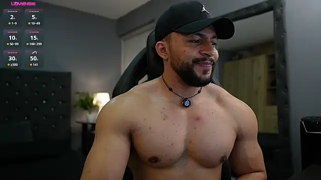 Snapshot of Martin_Logan chatting on 11.02.25 Martin Logan online show from 11.02.25