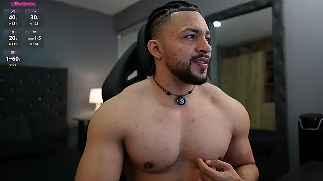 Snapshot of Martin_Logan chatting on 11.23.25 Martin Logan online show from 11.23.25