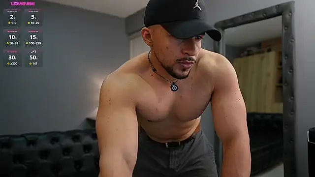 Snapshot of Martin_Logan chatting on 02.09.26 Martin Logan online show from 02.09.26