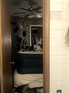 ImCarolinaCutiexxx online show from 10.23.25