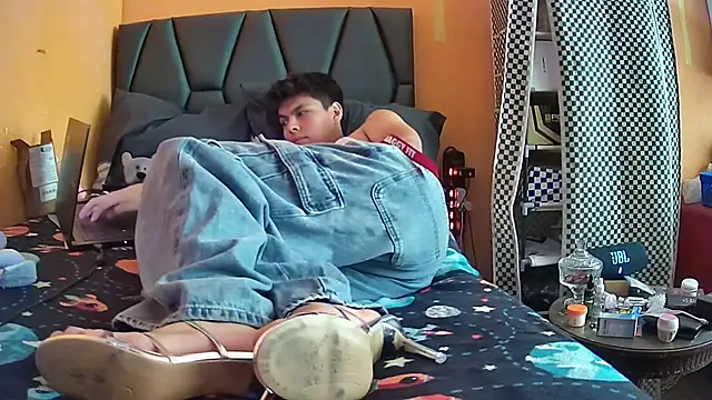 diegotorresd2312 online show from 03.25.26