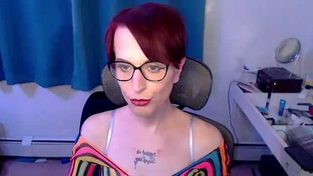 Snapshot of RyffBurnz chatting on 01.11.25 RyffBurnz online show from 01.11.25