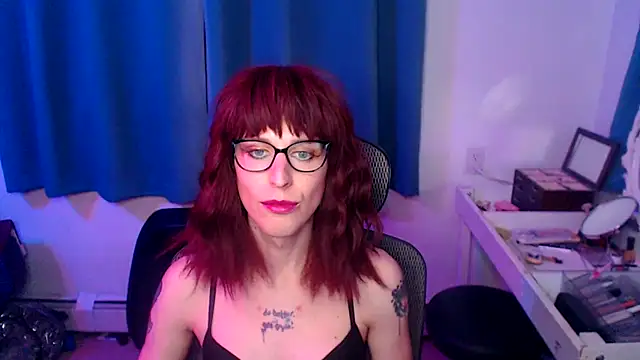 Snapshot of RyffBurnz chatting on 03.21.25 RyffBurnz online show from 03.21.25