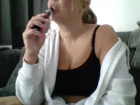 scrummymummy2 online show from 09.23.25