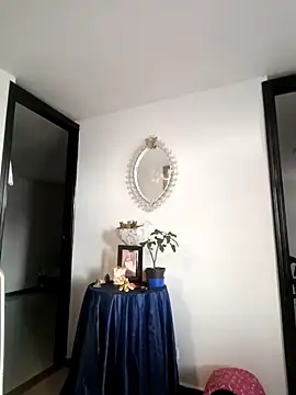 coral smitth online show from 09.17.25